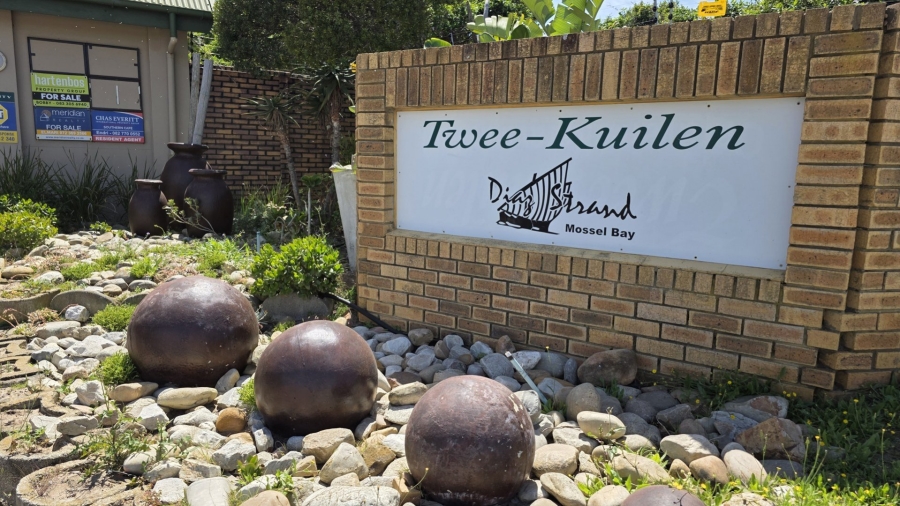 3 Bedroom Property for Sale in Twee Kuilen Western Cape